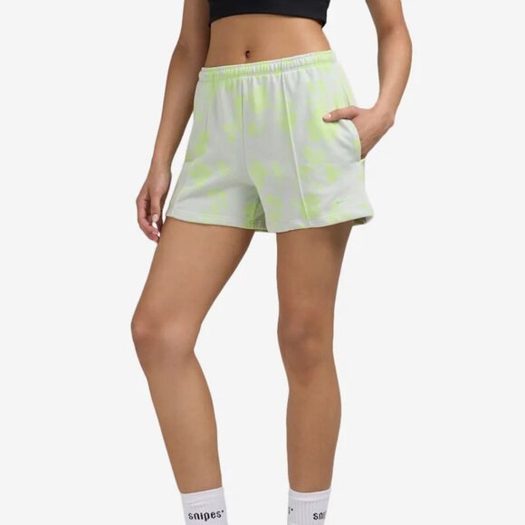 Nike Women's Sportswear Chill Terry Mid-Rise 4" French Terry Shorts - Picture 1 of 12